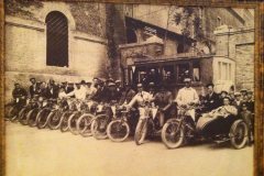 1923-soci-del-1^-motoclub-di-Carpi-corriera-valenti-4